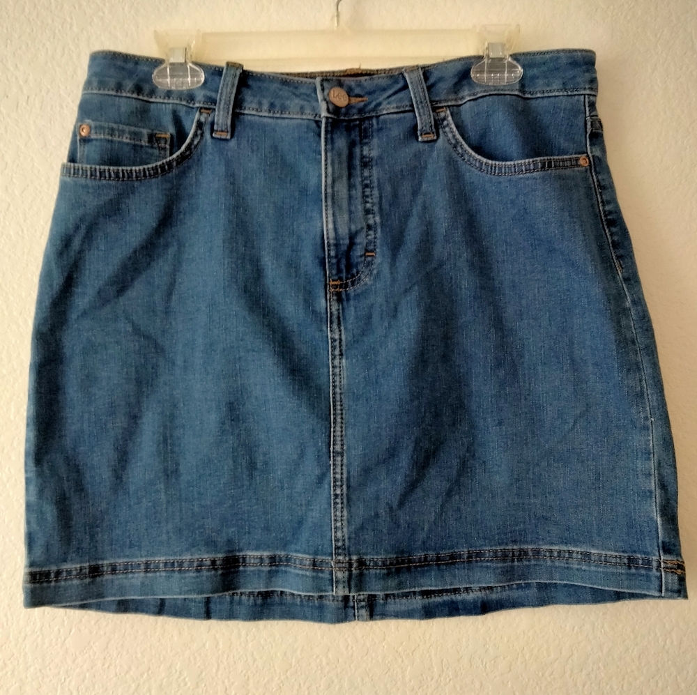 Lee Denim Skirt Size 12 Blue Jean Mini Pockets Casual Stretch